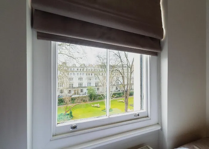 London House Hotel